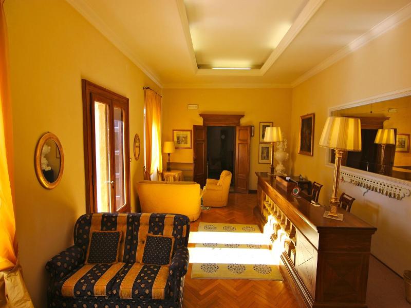 Villa Giona image