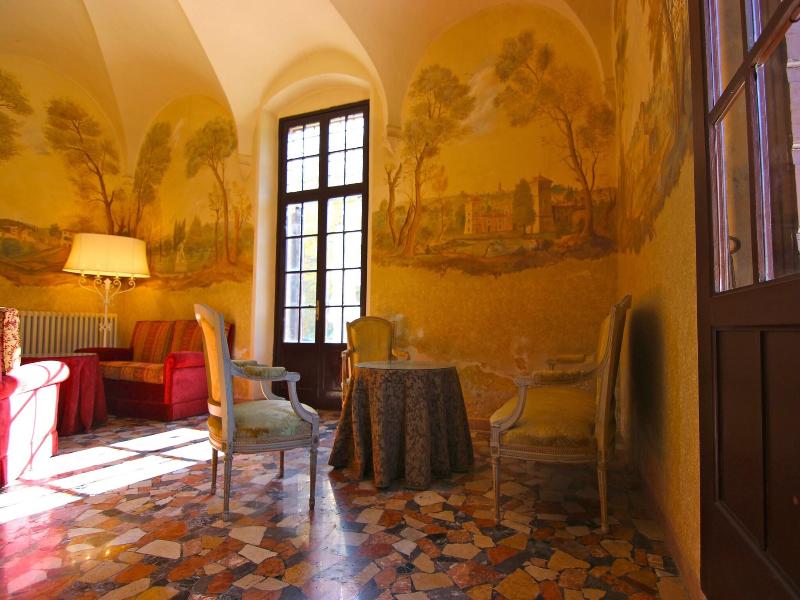 Villa Giona image