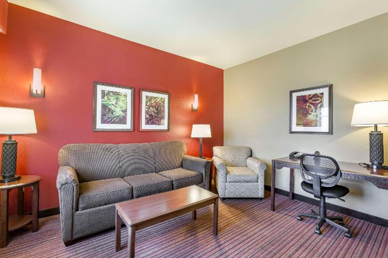 BEST WESTERN Plus Chandler Hotel & Suites image