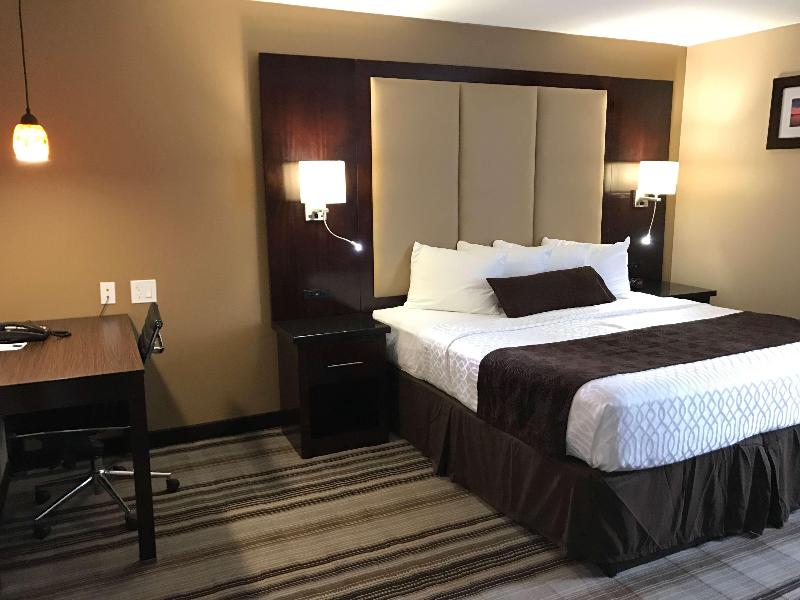 BEST WESTERN Plus Crawfordsville Hotel image