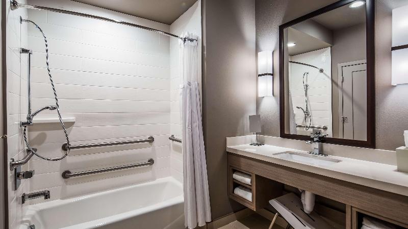 Wyndham Garden Katy image