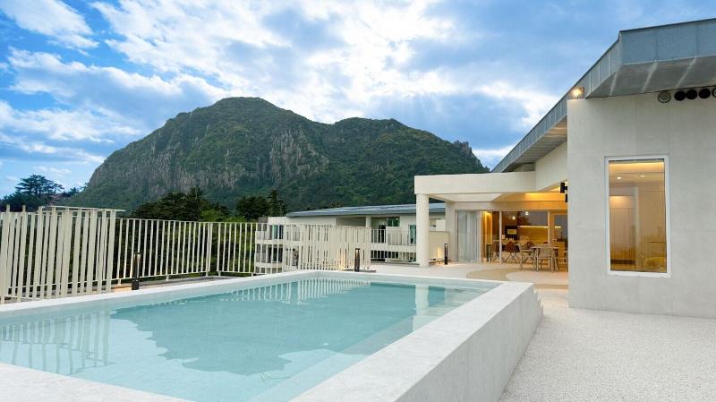 Y Resort Jeju image