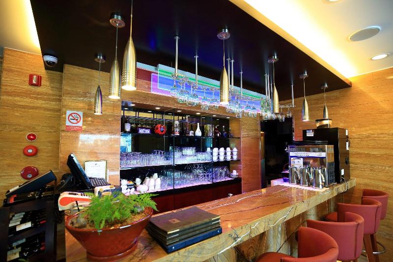 Tongyeong Gallery Tourist Hotel