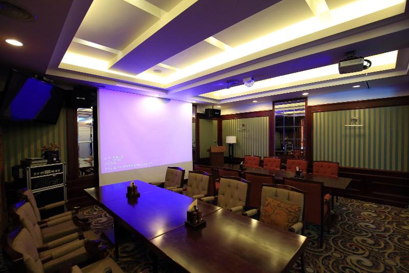 Tongyeong Gallery Tourist Hotel