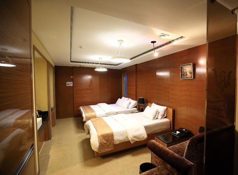 Tongyeong Gallery Tourist Hotel image