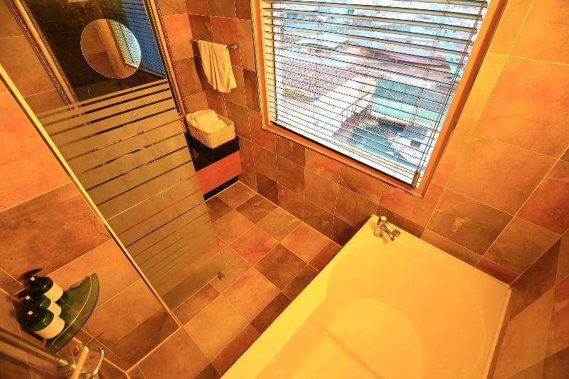 Tongyeong Gallery Tourist Hotel image