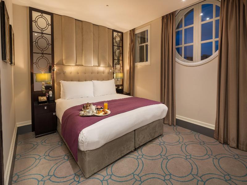 Courthouse Hotel Shoreditch image