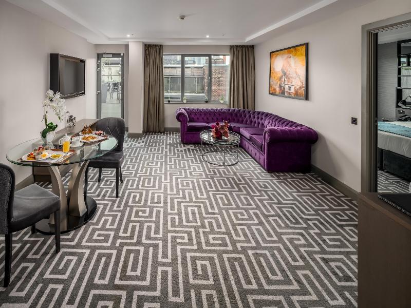 Courthouse Hotel Shoreditch image