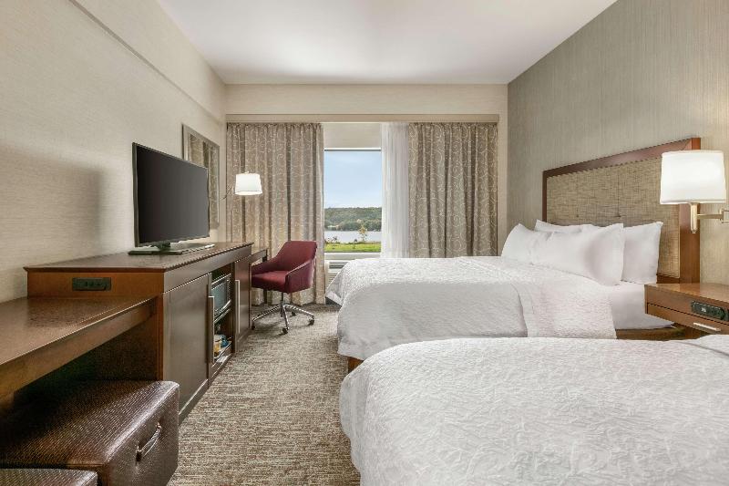 Hampton Inn Penn Yan image