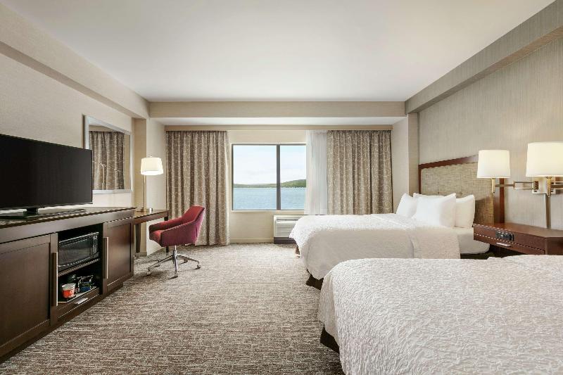 Hampton Inn Penn Yan image