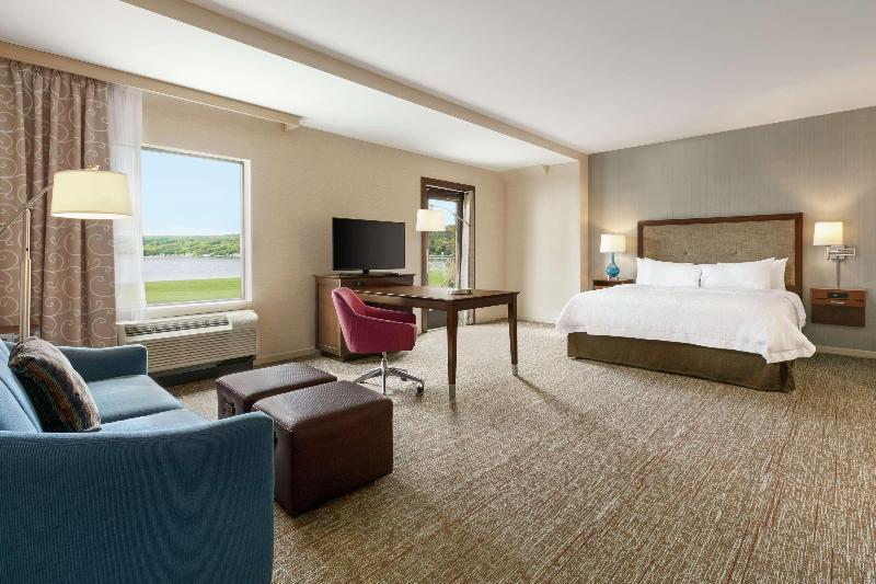 Hampton Inn Penn Yan image