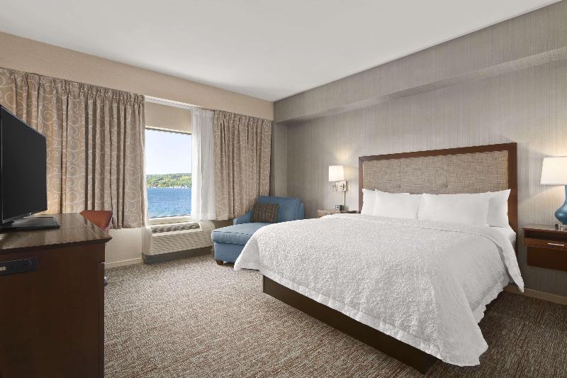 Hampton Inn Penn Yan image
