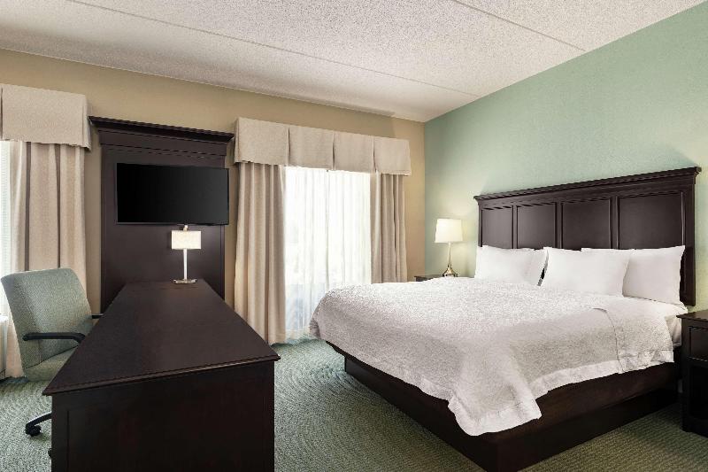 Hampton Inn & Suites Mount Joy/Lancaster West image