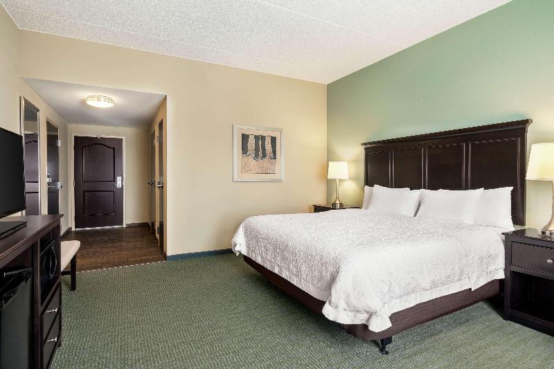 Hampton Inn & Suites Mount Joy/Lancaster West image