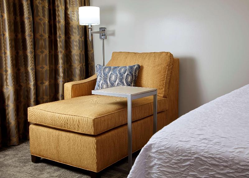 HamptonInn Pittsburgh Airport South Settlers Ridge image