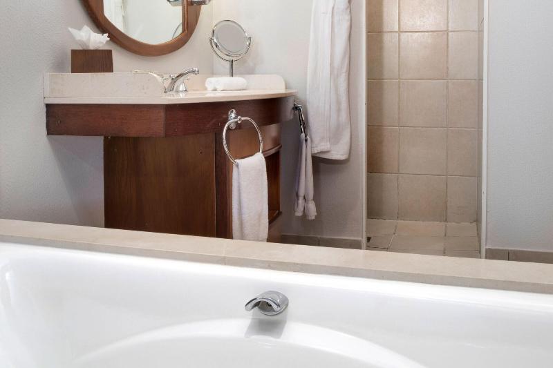 Le Meridien Ile Des Pins image