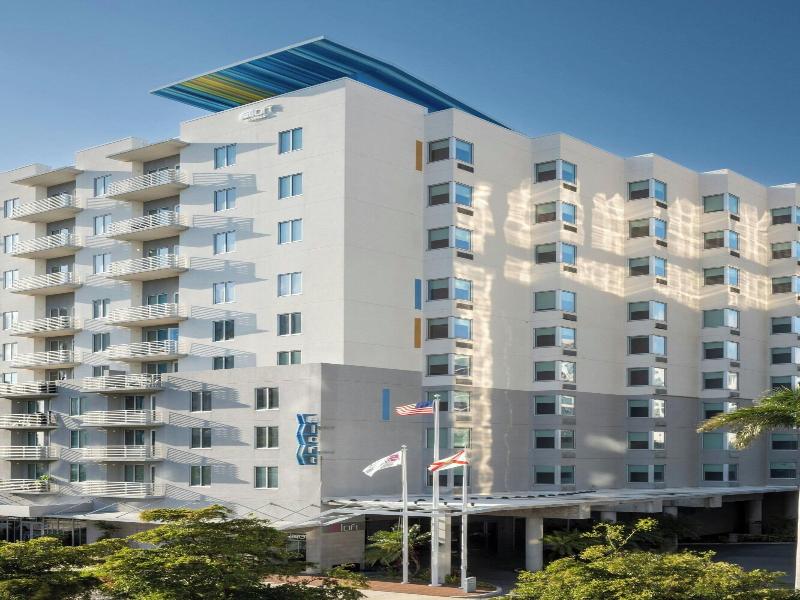 Aloft Sarasota image