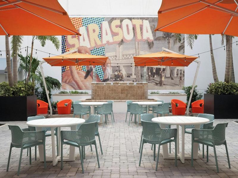 Aloft Sarasota image