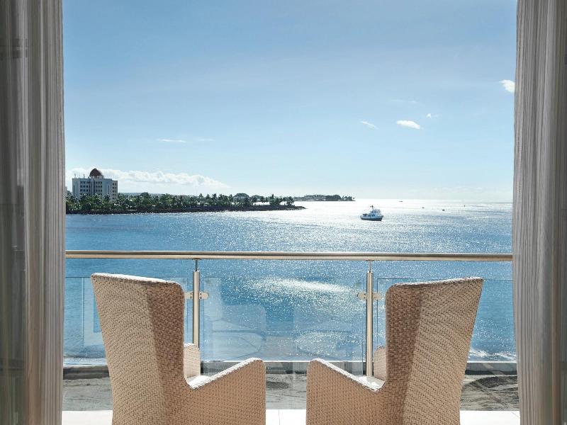 Sheraton Samoa Aggie Grey'S Hotel & Bungalows image