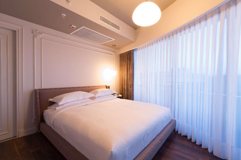 Doubletree By Hilton Izmir Airport image