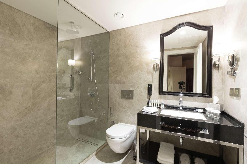 Doubletree By Hilton Izmir Airport image