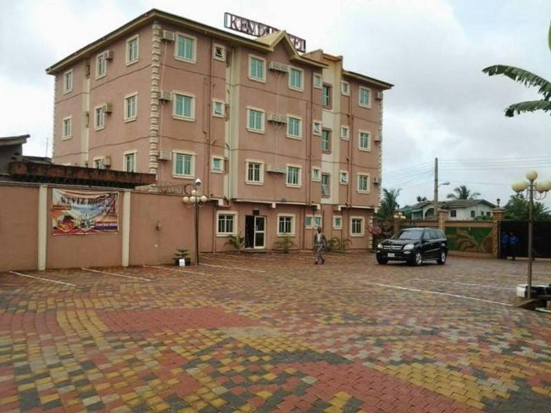 Keviz Hotel image