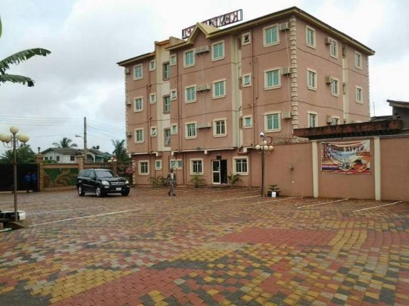 Keviz Hotel image