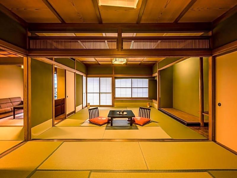 New Maruya Hotel image