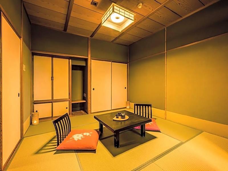 New Maruya Hotel image