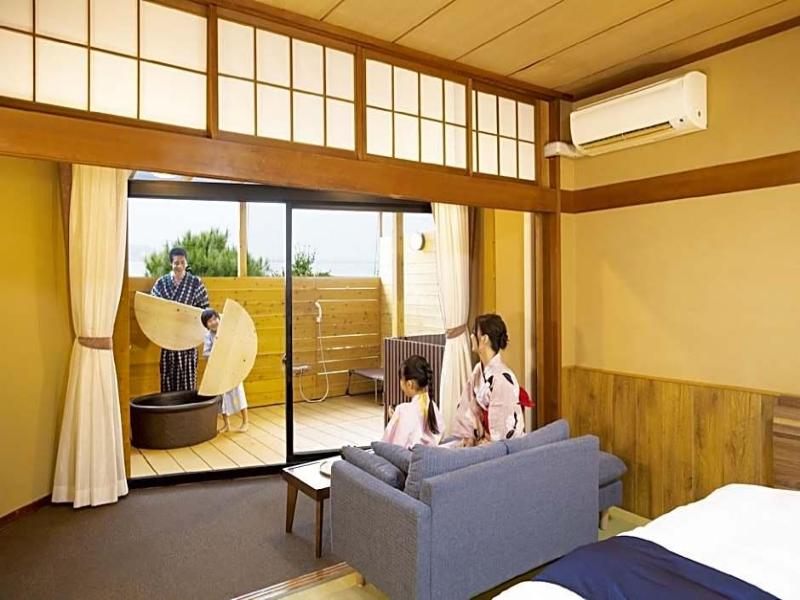 New Maruya Hotel image