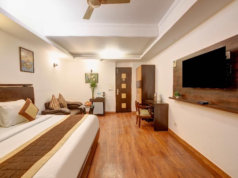 Airport Hotel Grand image