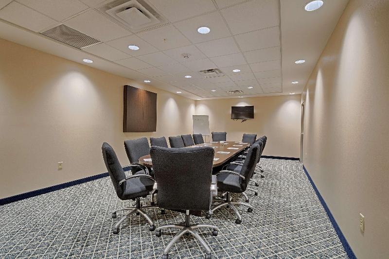 Hampton Inn & Suites Cazenovia image