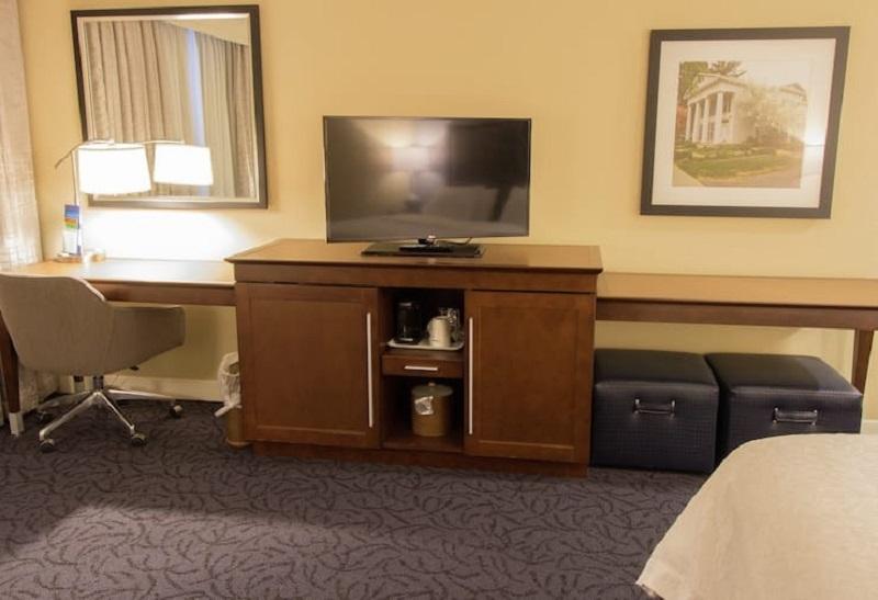 Hampton Inn & Suites Cazenovia image