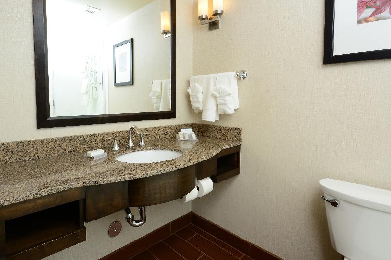 Hilton Garden Inn Greensboro Airport, NC image