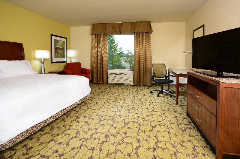 Hilton Garden Inn Greensboro Airport, NC image