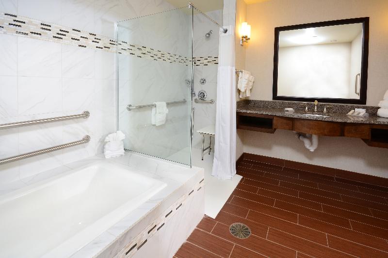 Hilton Garden Inn Greensboro Airport, NC image