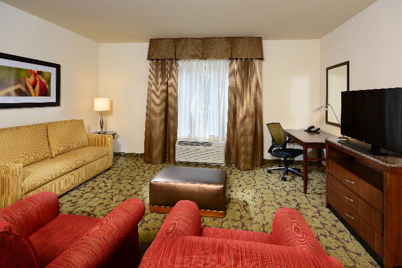 Hilton Garden Inn Greensboro Airport, NC image