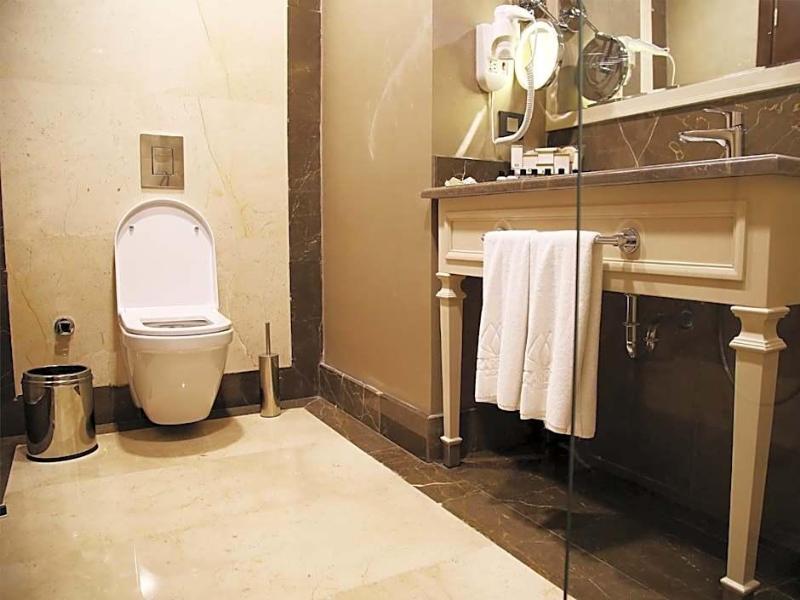 Morrian Hotel & Spa image