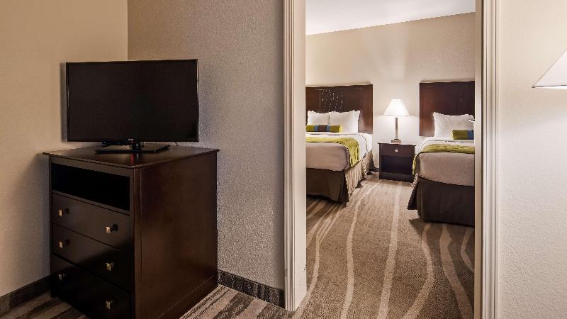 Best Western Plus Denver City Hotel & Suites image
