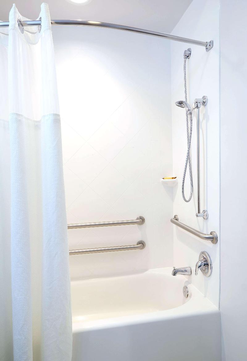 Best Western Plus The Hammondsport Hotel image