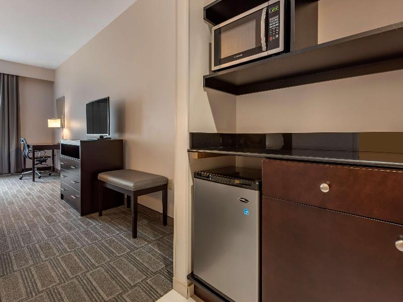 Best Western Plus The Hammondsport Hotel image