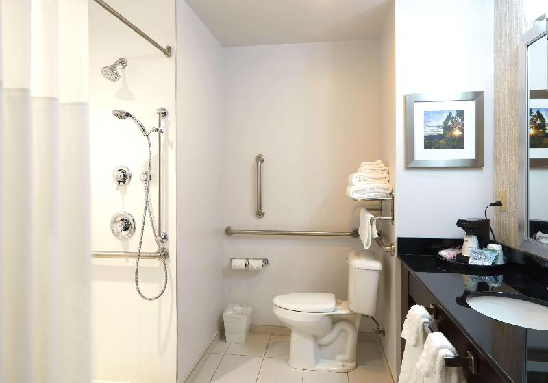 Best Western Plus The Hammondsport Hotel image