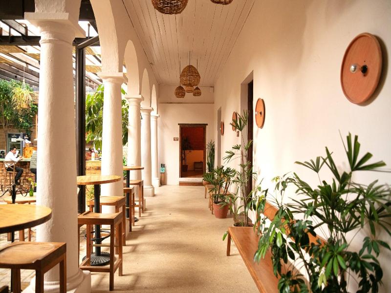Sereno Art Hotel image