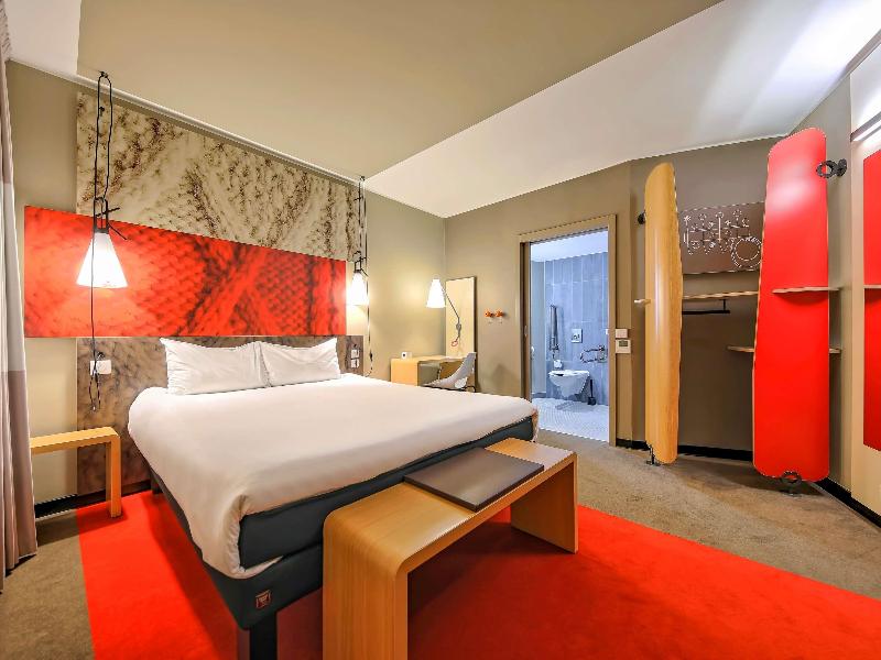 Ibis Gdansk Stare Miasto image