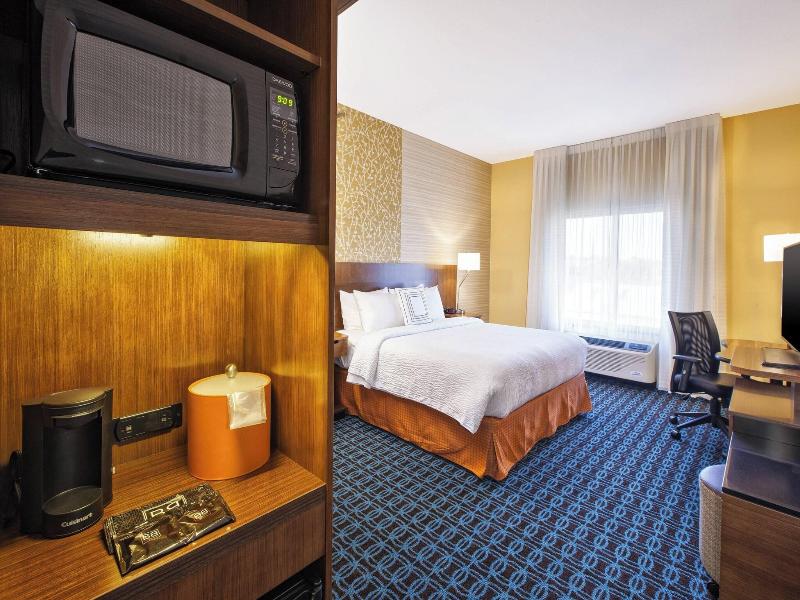 Fairfield Inn & Suites Plattsburgh image