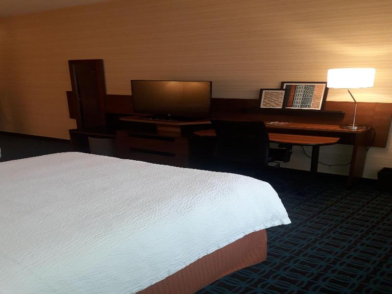 Fairfield Inn & Suites Plattsburgh image