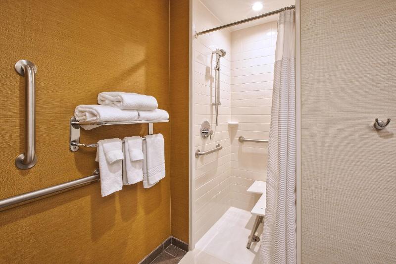 Fairfield Inn & Suites Plattsburgh image