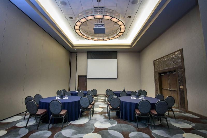 Residence Inn Cleveland Avon, Emerald Event Center image