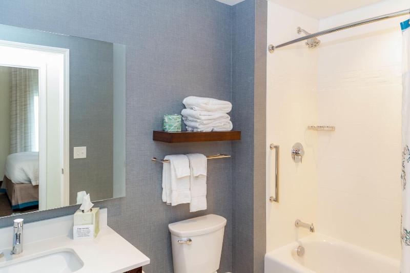 Residence Inn Cleveland Avon, Emerald Event Center image