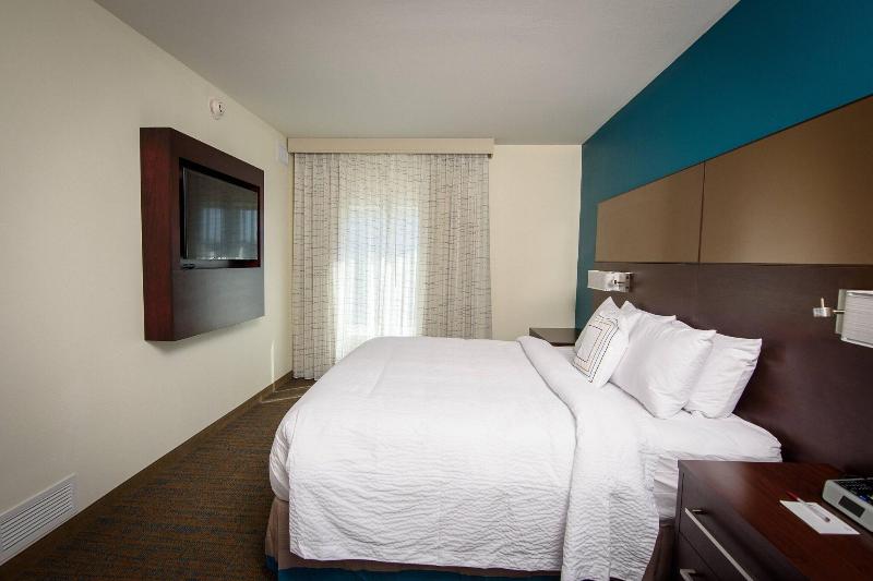 Residence Inn Cleveland Avon, Emerald Event Center image